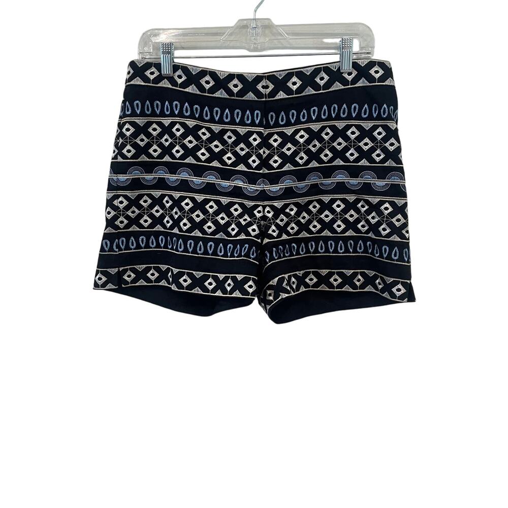 White House Black Market Embroidered The 5" Short Sz 8